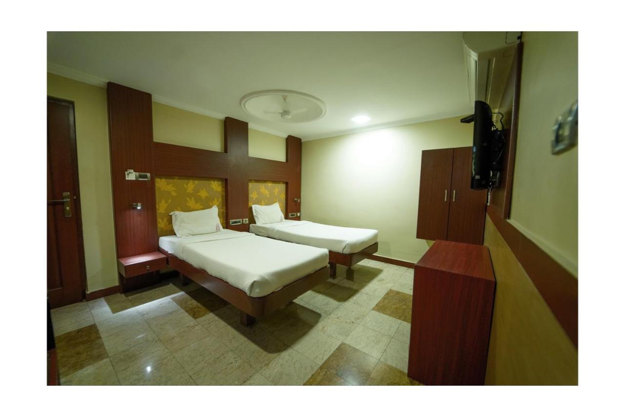 Hotel Everest Park Residencia Tiruchirappalli Exterior foto
