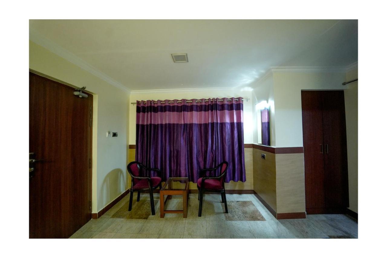 Hotel Everest Park Residencia Tiruchirappalli Exterior foto