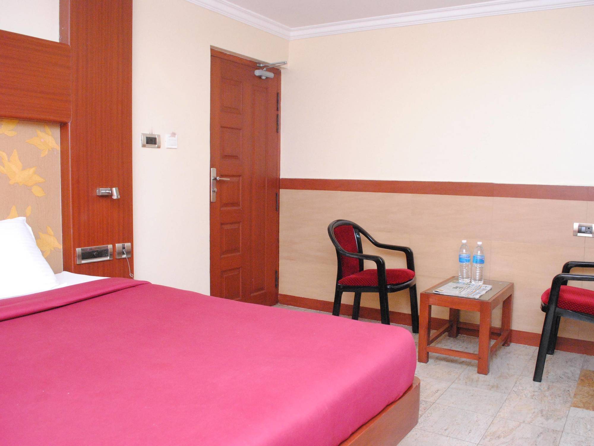 Hotel Everest Park Residencia Tiruchirappalli Exterior foto
